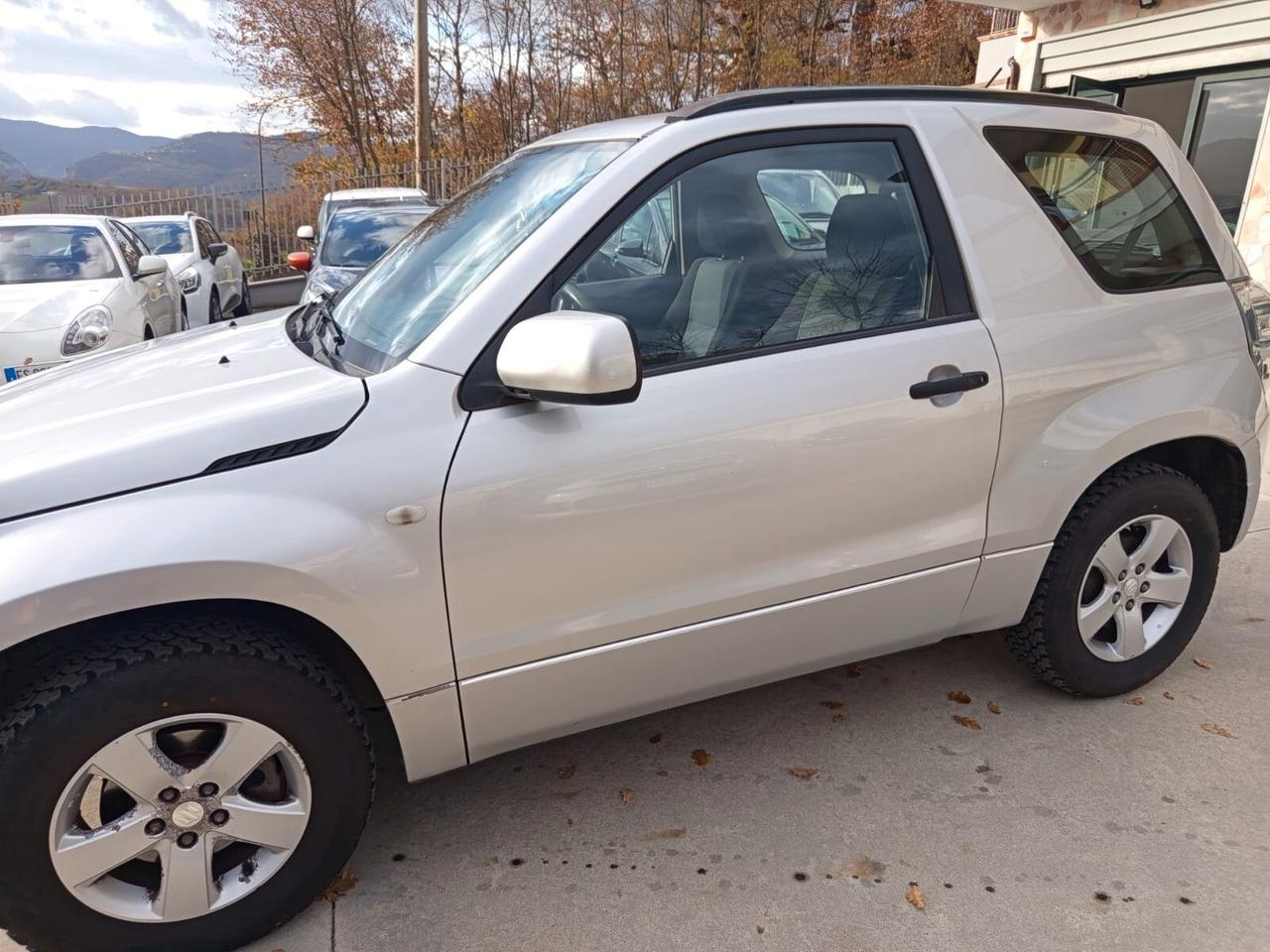 Suzuki Grand Vitara 1.6 16V 3 porte GPL 4x4