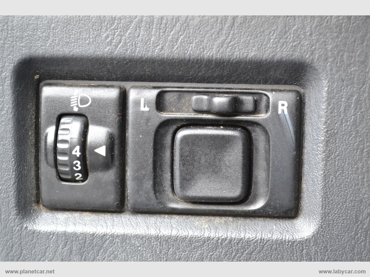 SUZUKI Jimny 1.3 4WD JLX