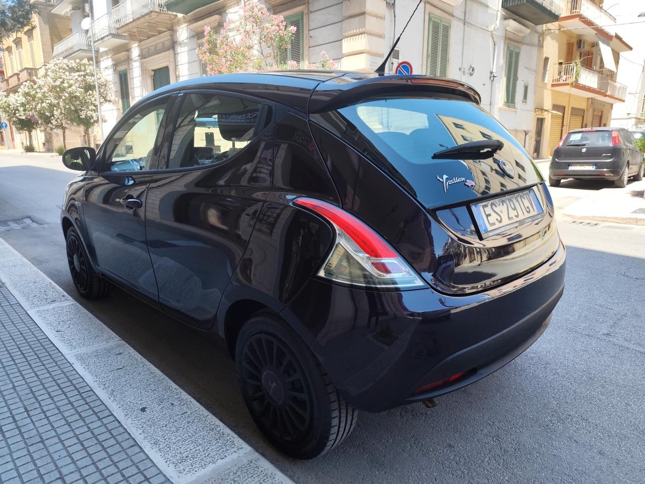 Lancia Ypsilon 1.2 BENZINA 69CV PERFETTA