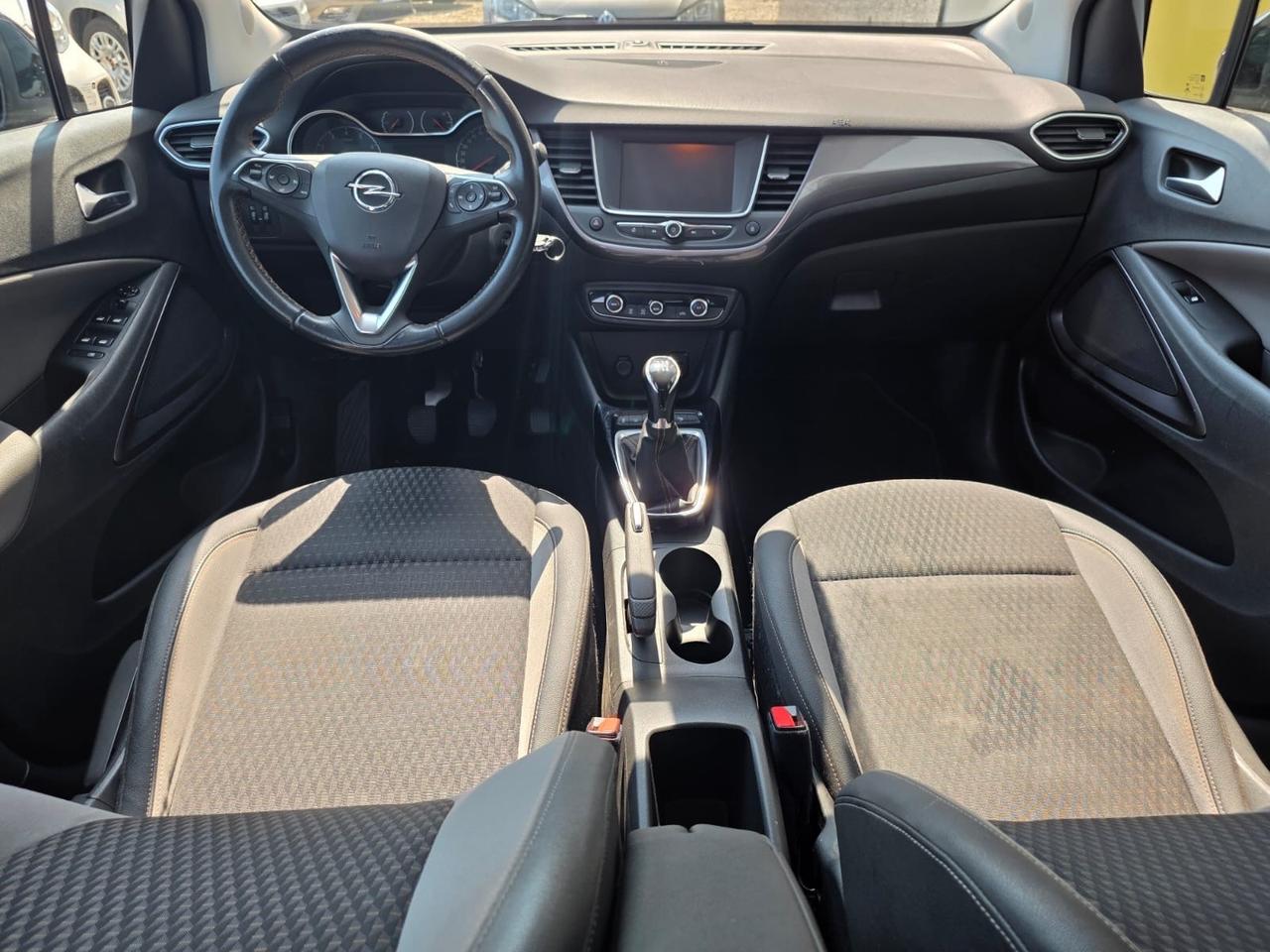 Opel Crossland X 1.2 12V euro 6 D, 86,500km.