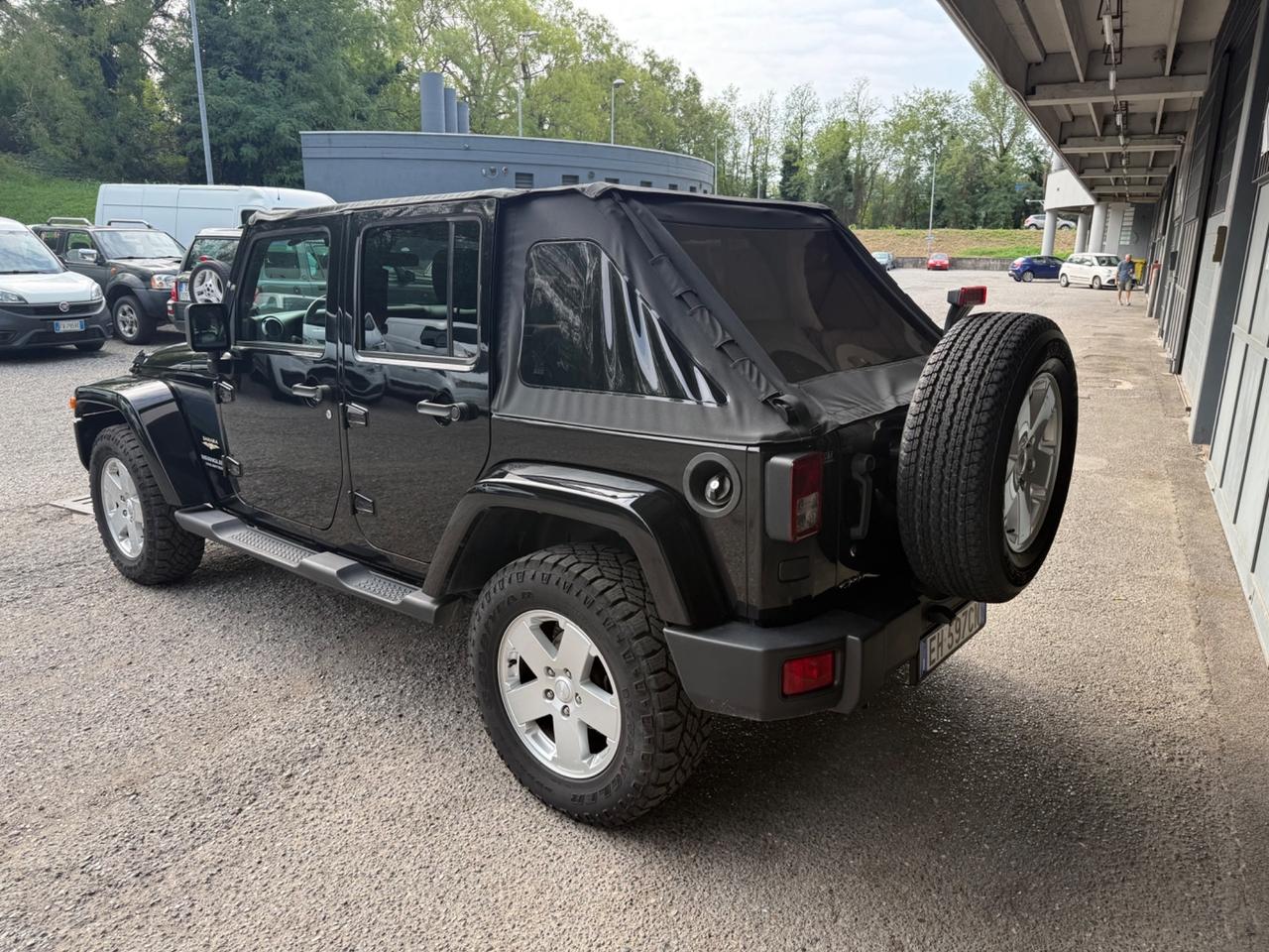 Jeep Wrangler Unlimited 2.8 CRD DPF Sahara Auto