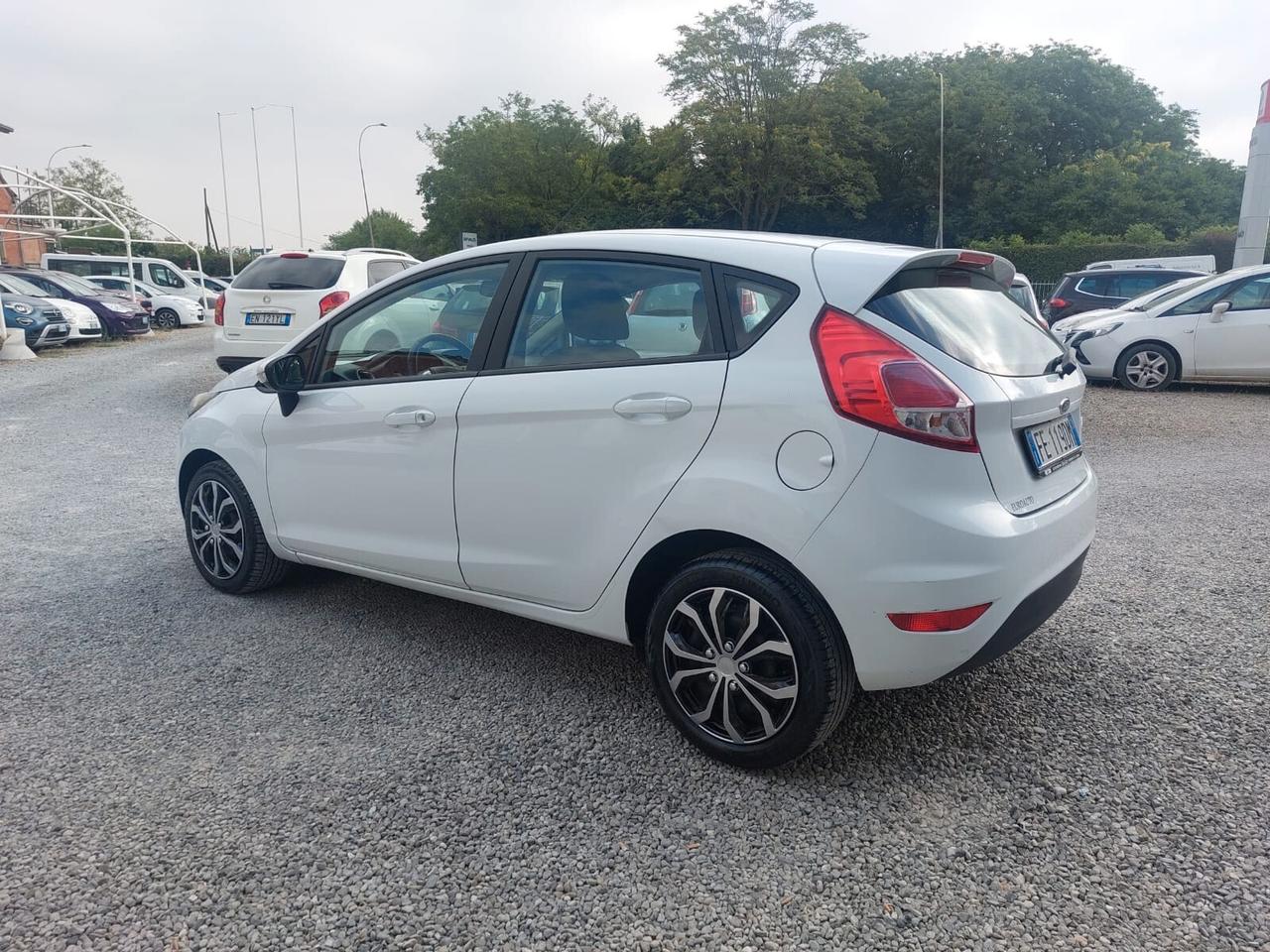 Ford Fiesta 1.4 5p. Bz.- GPL Titanium GPL CASA MADRE