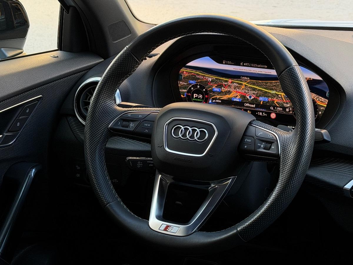 Audi Q2 35TDI S-line Edition Identity Black 150CV