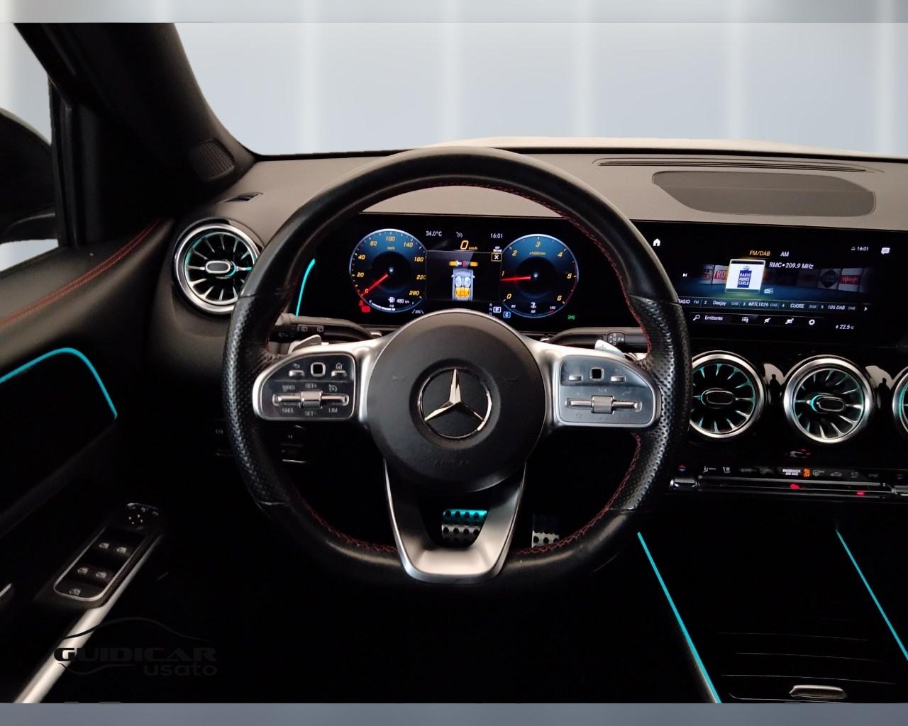 Mercedes-Benz GLB - X247 2019 - GLB 180 d Premium auto