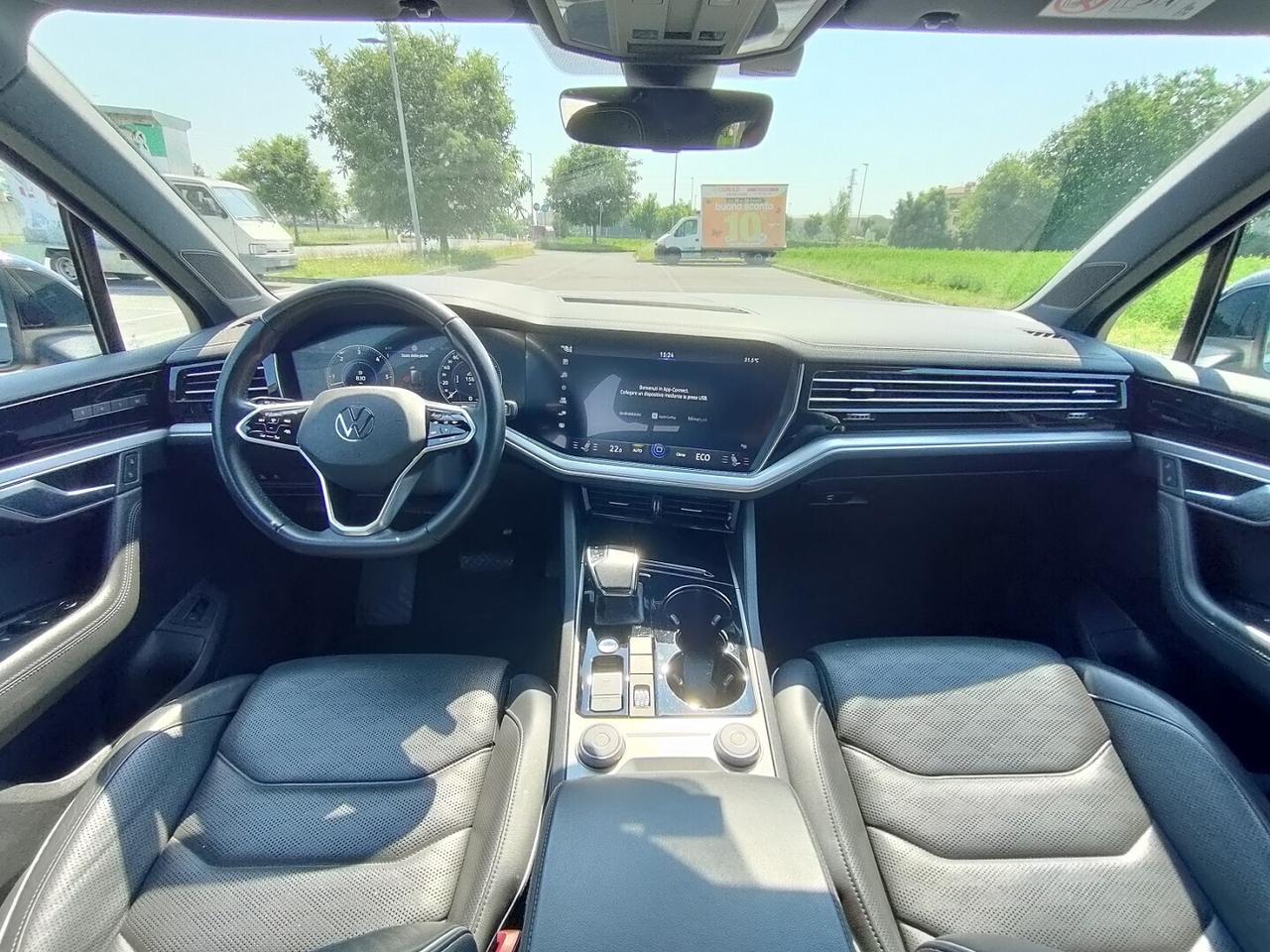 VOLKSWAGEN Touareg 3.0 V6 tdi Elegance 286cv tiptr