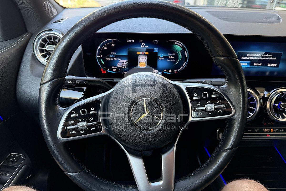 MERCEDES GLA 180 d Automatic Sport