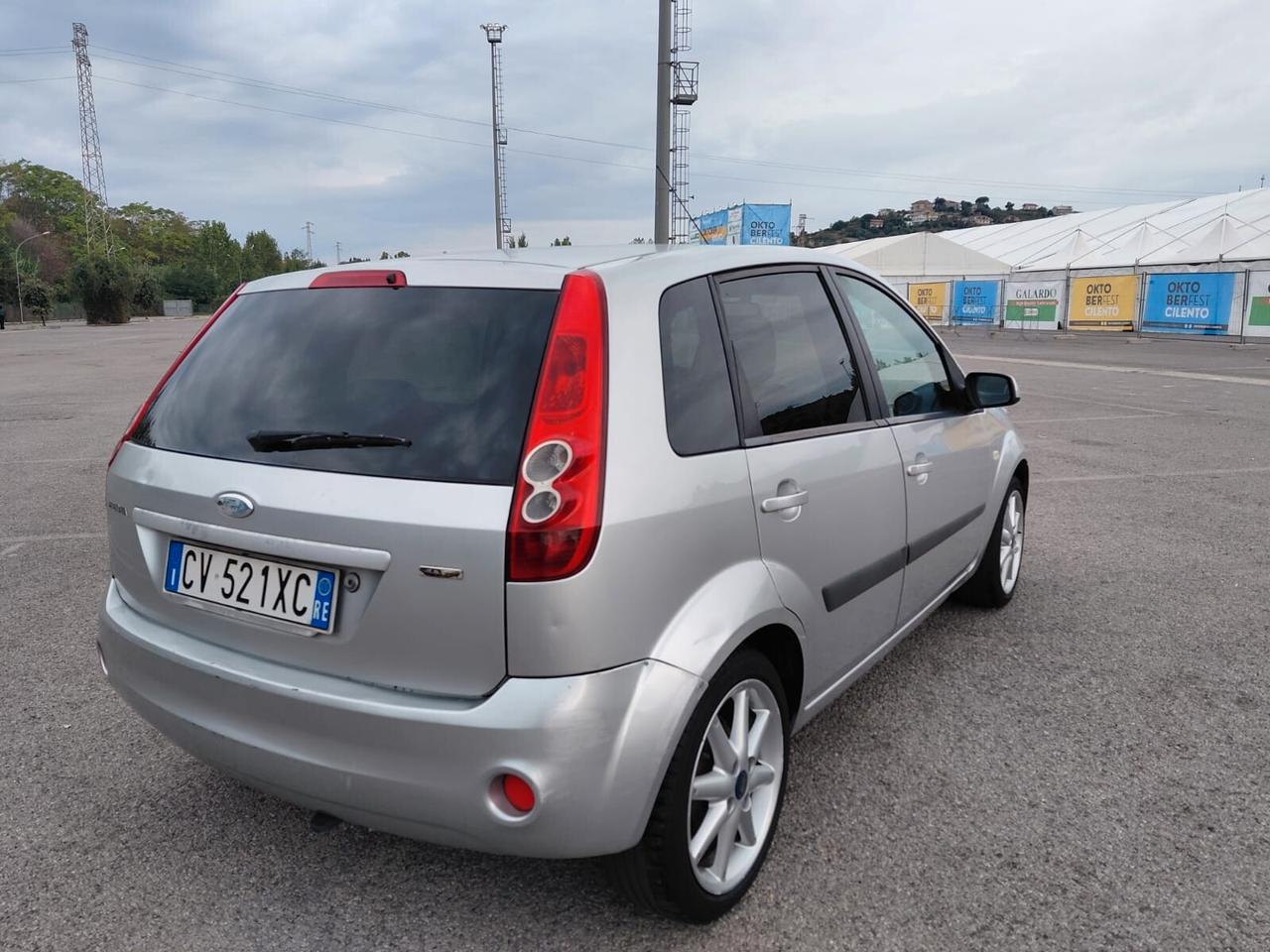 Ford Fiesta 1.4 TDCi 5p. Tecno