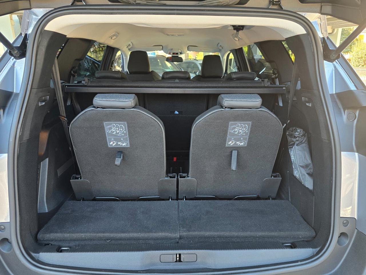 Peugeot 5008 1.5 Bluehdi 130cv EAT8 ALLURE / 7 POSTI