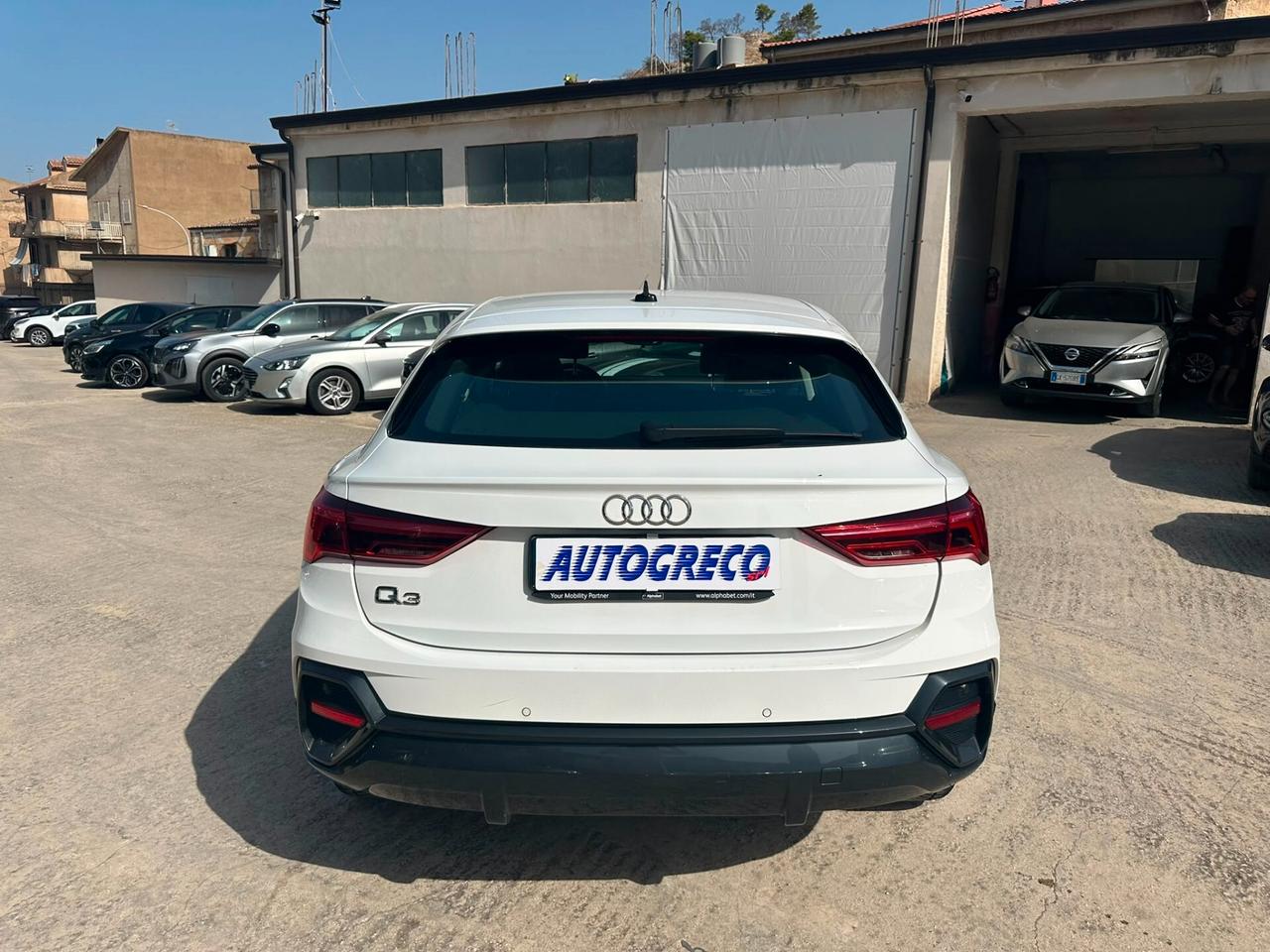 Audi Q3 SPB 35 TDI Business Plus