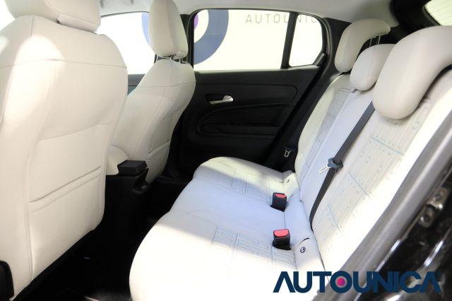 FIAT 600 HYBRID 100 CV DCT MHEV LA PRIMA NEOPATENTATI