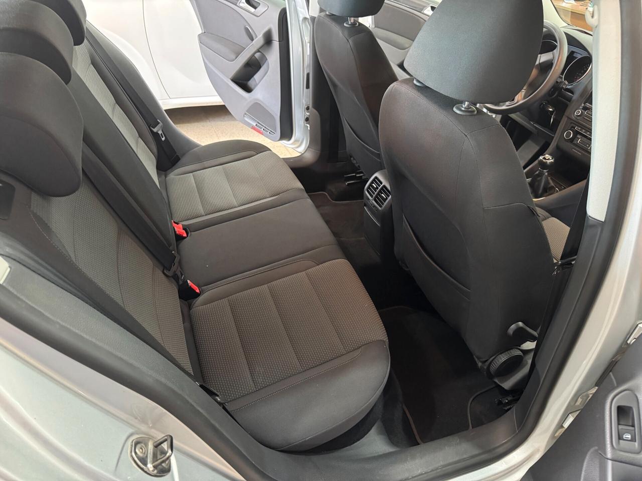 Volkswagen Golf 1.2 TSI 5p. Comfortline 105 cv OK NEOPATENTATI