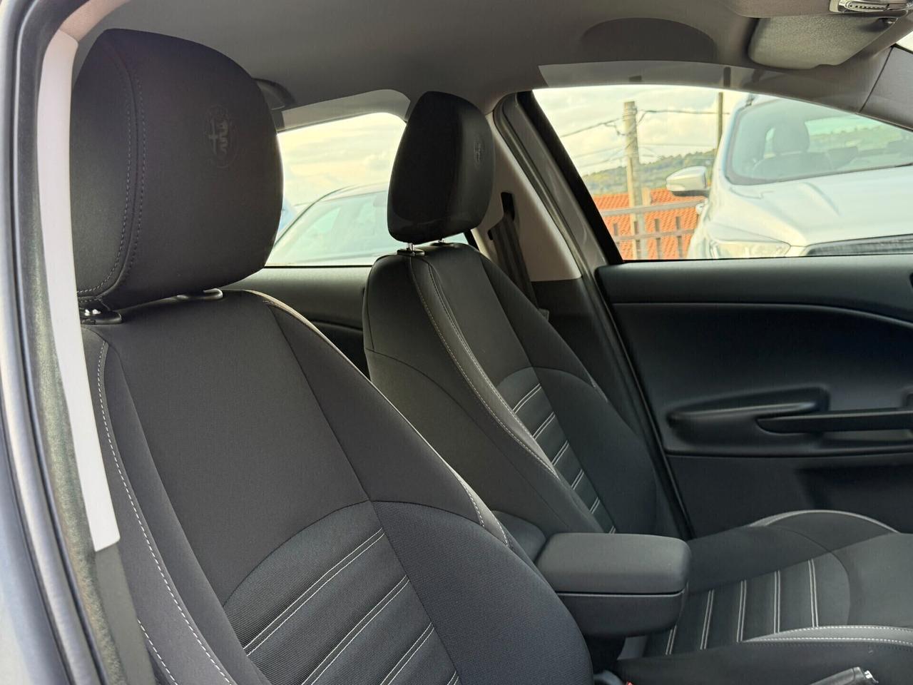 Alfa Romeo Giulietta 1.6 M.JET 120 cv. BUSINESS (Nav)