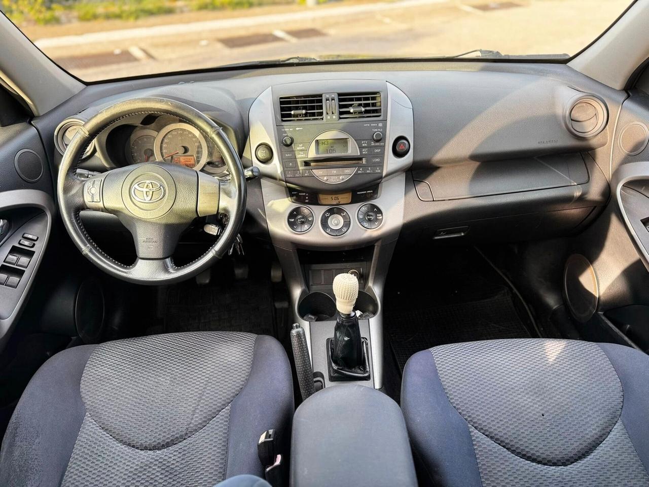 Toyota RAV 4 RAV4 2.2 D-4D 136 CV Luxury