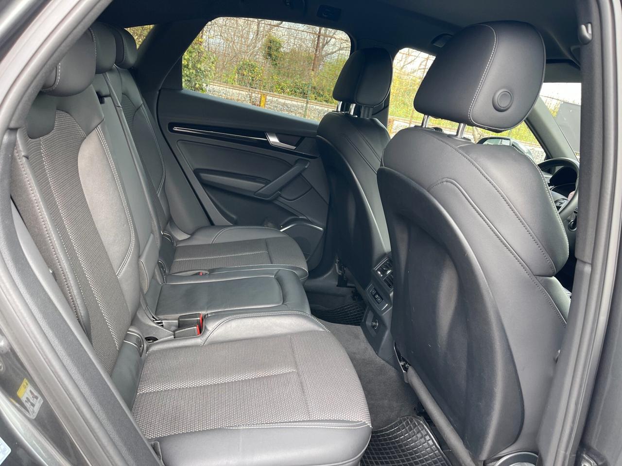 Audi Q5 Sportback 40 TDI 204CV quattro S tronic line plus