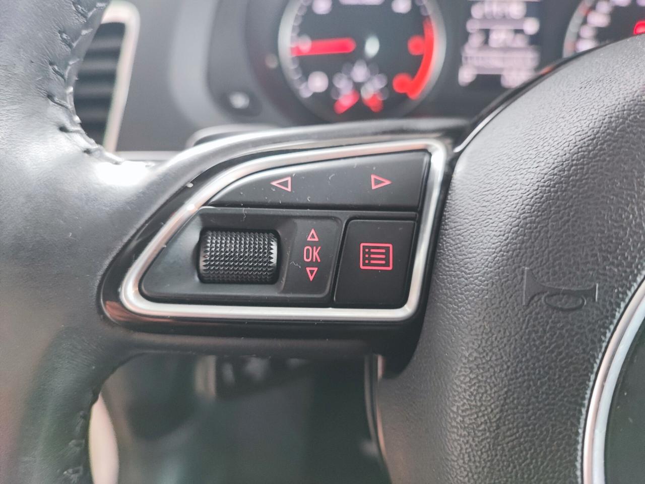 Audi Q3 2.0 TDI S tronic Business SPORT