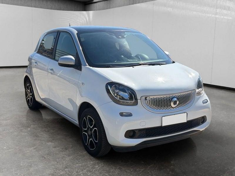 smart forfour 0.9 t Passion 90cv twinamic my18