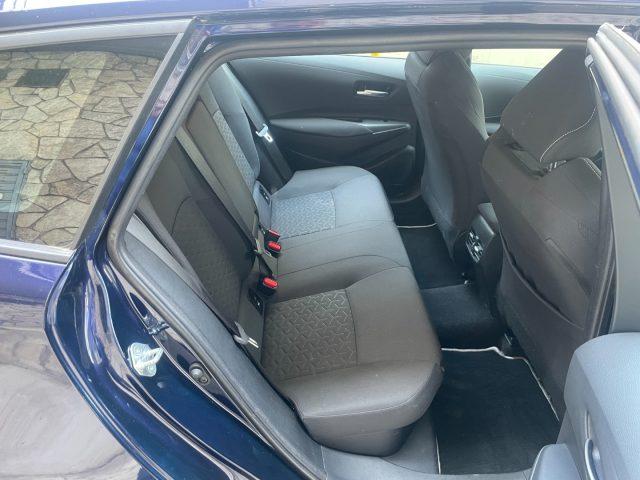 TOYOTA Corolla Touring Sports 2.0 Hybrid Business