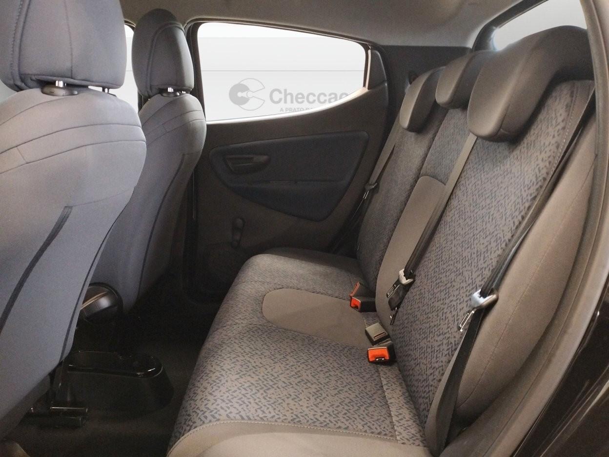 Lancia Ypsilon 1.0 firefly hybrid Silver Plus s