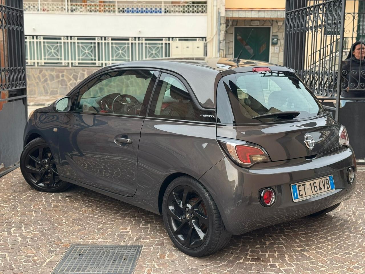 Opel Adam 1.4 87 CV White/Black Link