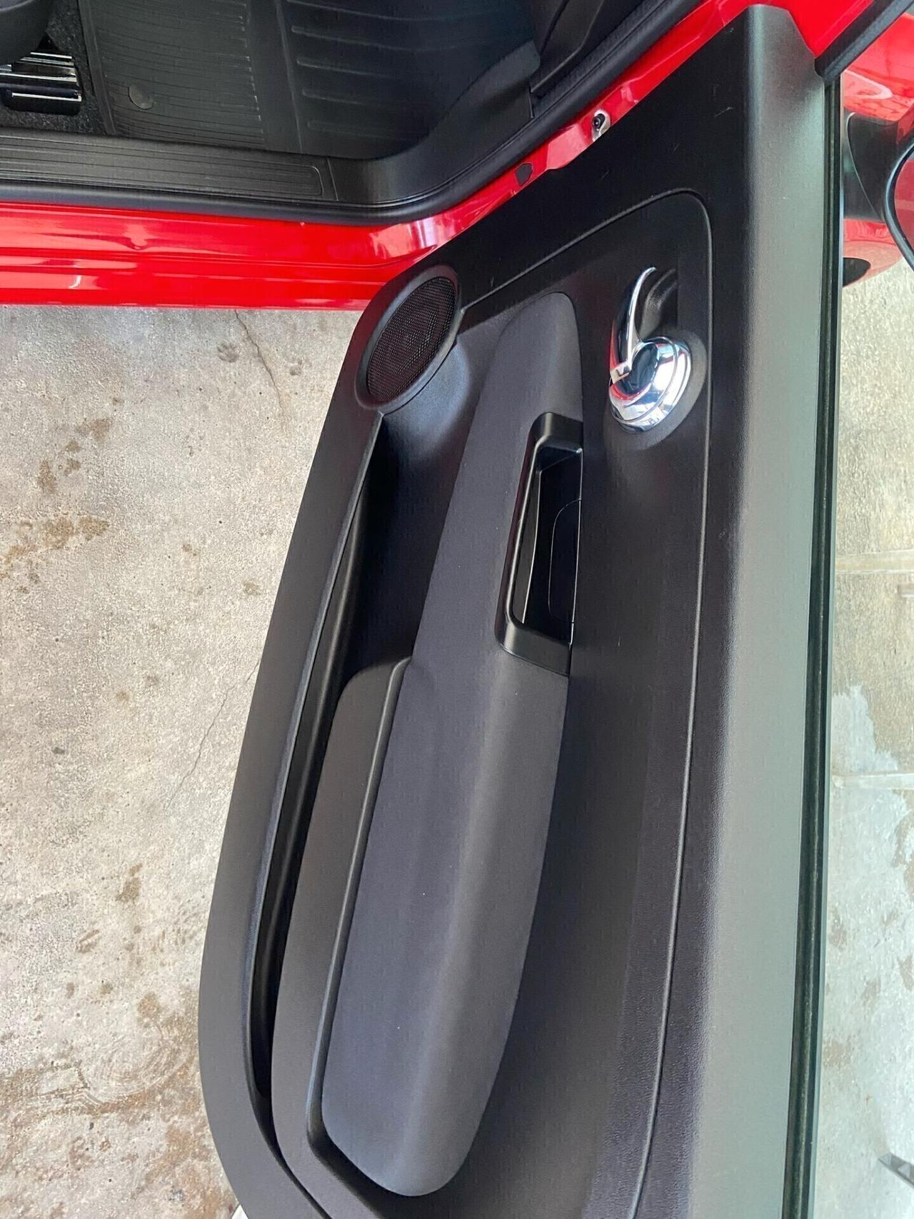 Fiat 500 1.0 Hybrid Red