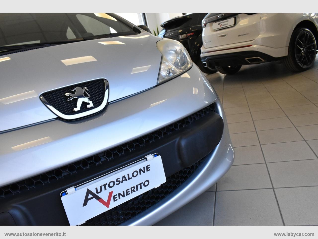 PEUGEOT 107 1.0 68 CV 5p. Plaisir