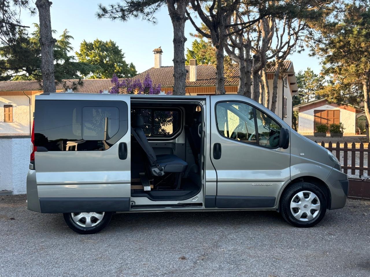 Renault Trafic 2.0CDTI 6posti autocarro