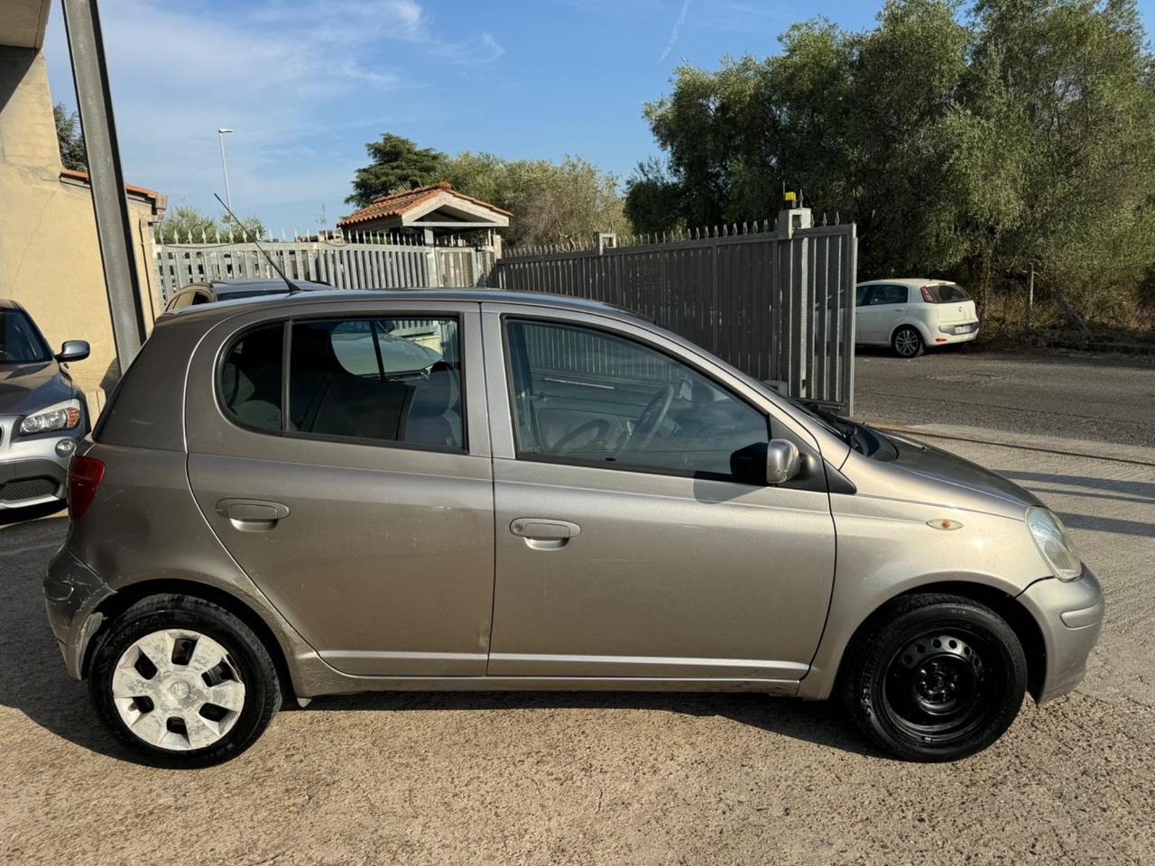 Toyota Yaris 1.0i 16V cat 5p Sol UNIPRO!