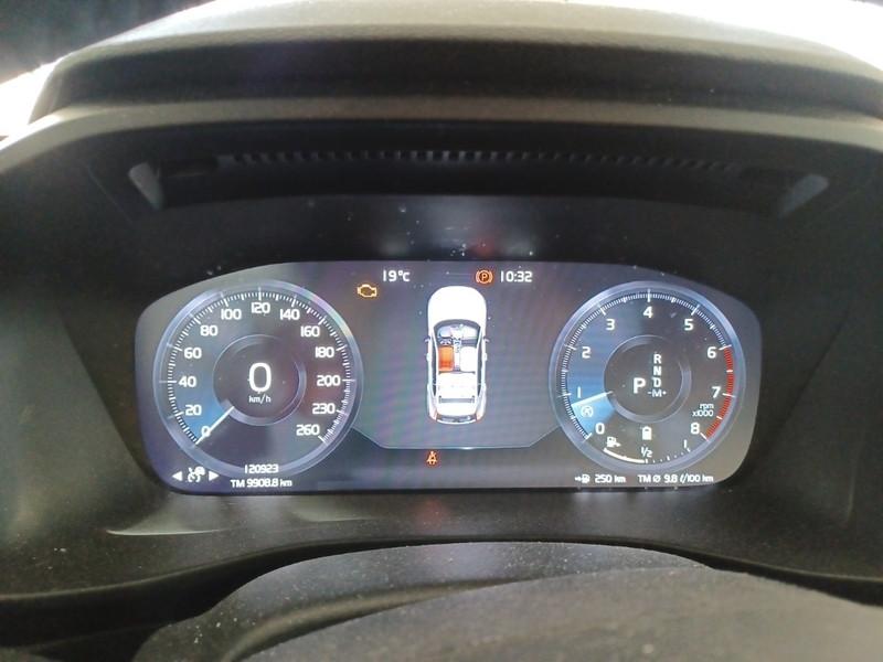 VOLVO XC40 B5 AWD AUTOMATICO INSCRIPTION SUV