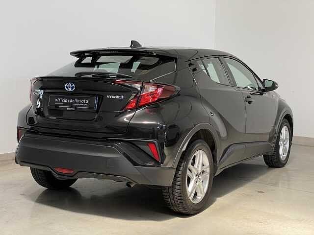 Toyota C-HR 1.8 Hybrid E-CVT Active