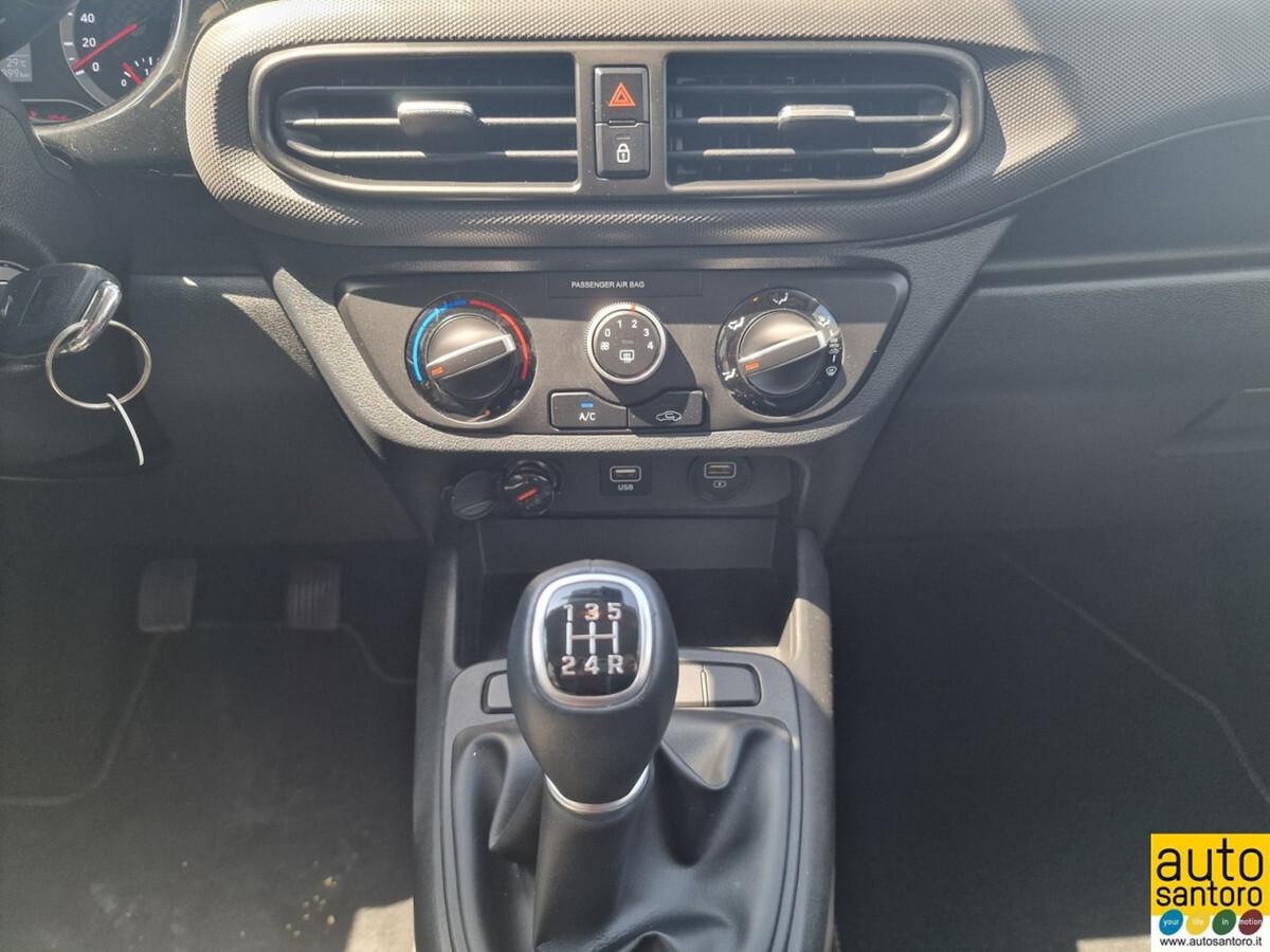 HYUNDAI I10 1.0 TECH + CONNECT PACK