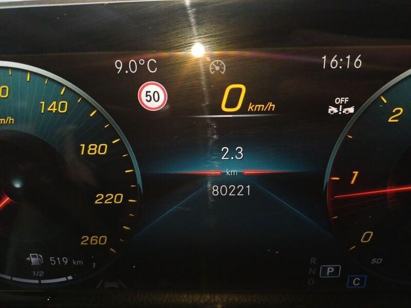 Mercedes-Benz GLA GLA 200 d Automatic Colour Collection