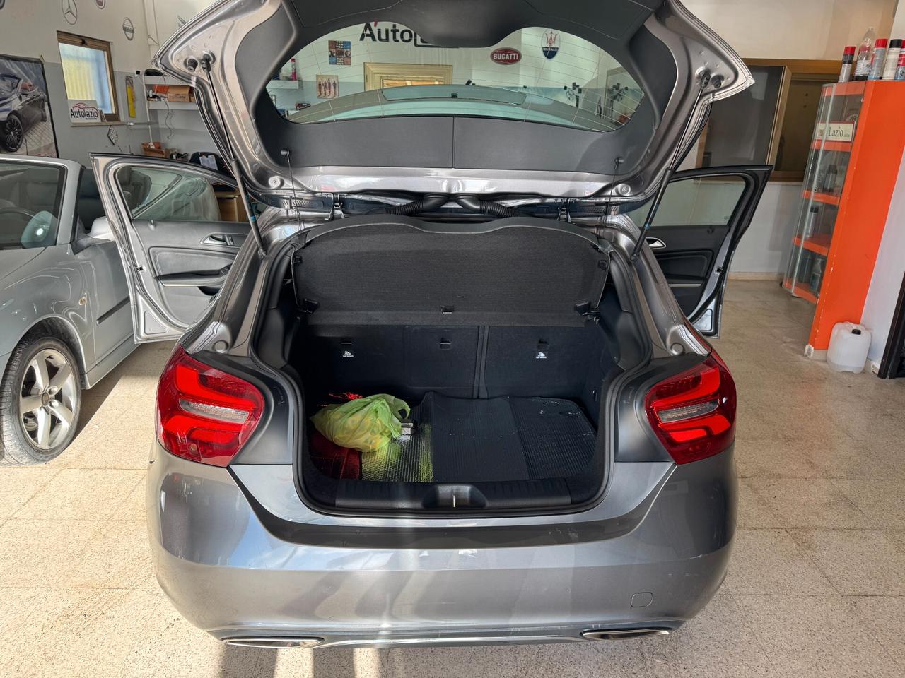 Mercedes-benz A 180 d Automatic Premium NAVI-LED