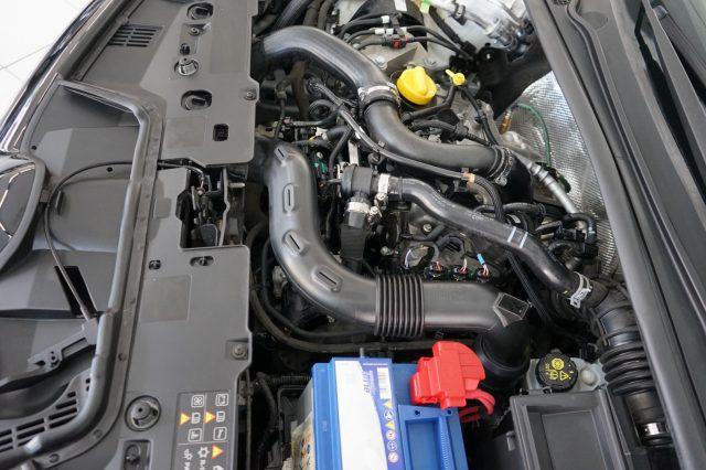 RENAULT Clio TCe 12V 90 CV GPL 5 porte Moschino Life