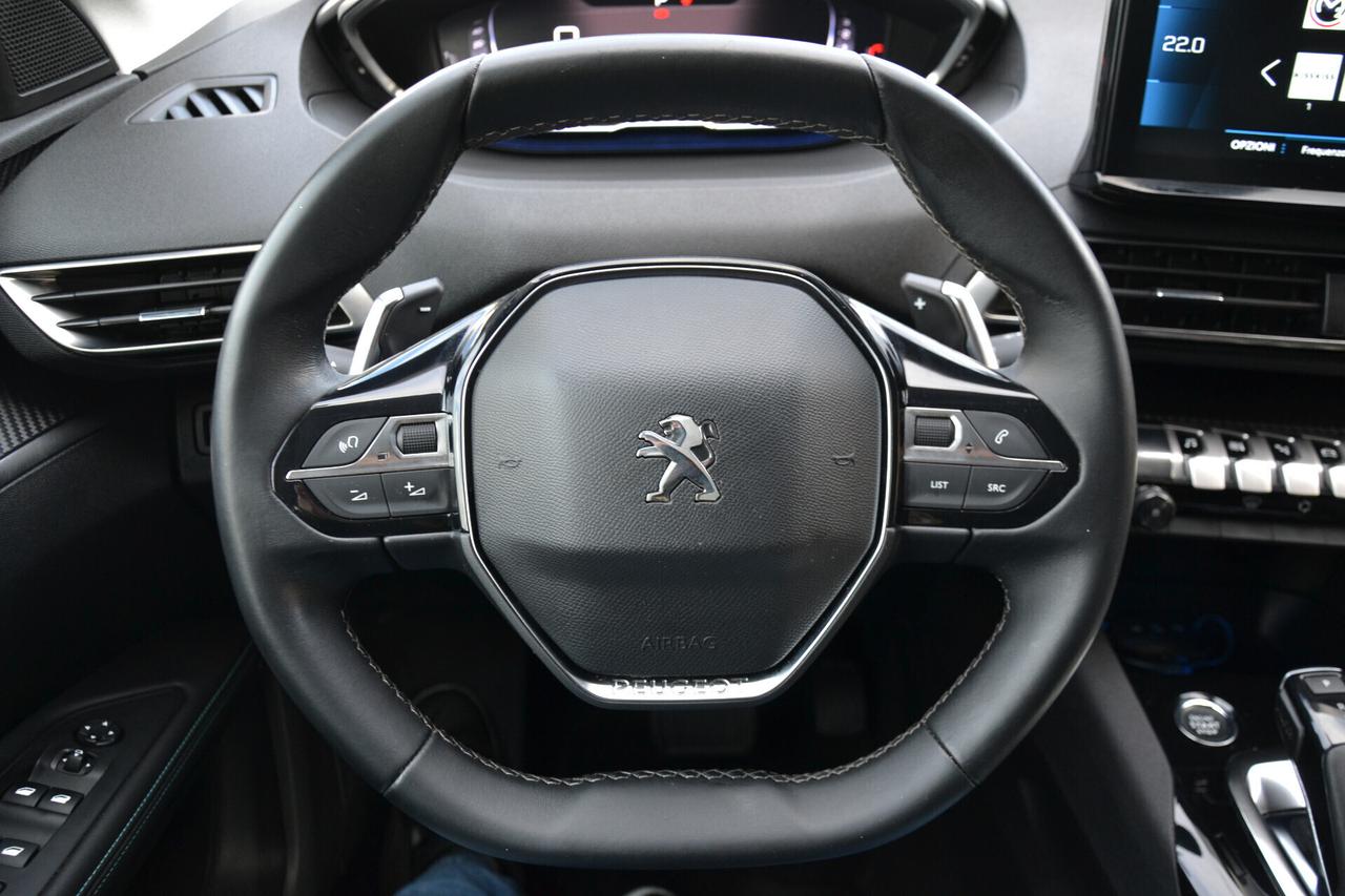 Peugeot 5008 1.5 HDi 130CV 7POSTI AUT.+NAV+LED+RCAM+PELLE+PDC