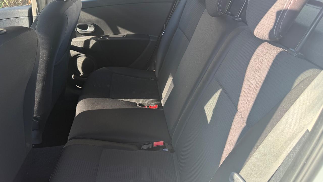 Renault Clio 1.2 16V 5 porte Dynamique