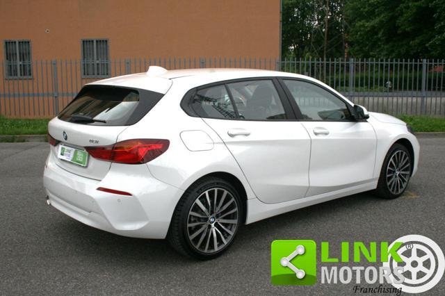 BMW 118 i 5p. Luxury