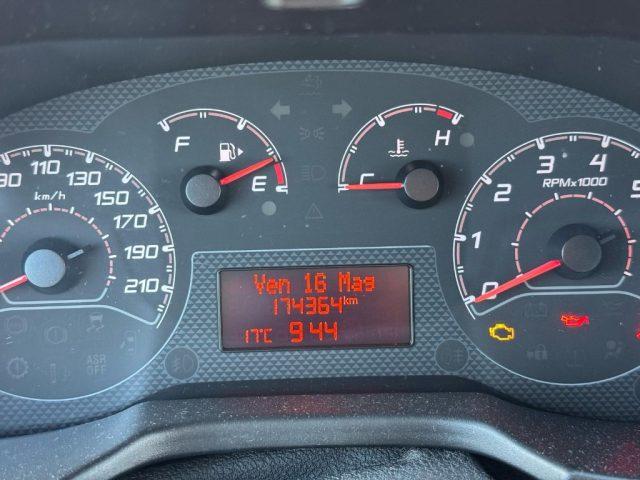FIAT Qubo 1.3 MJT 80 CV Start&Stop Lounge CON GANCIO TRAINO
