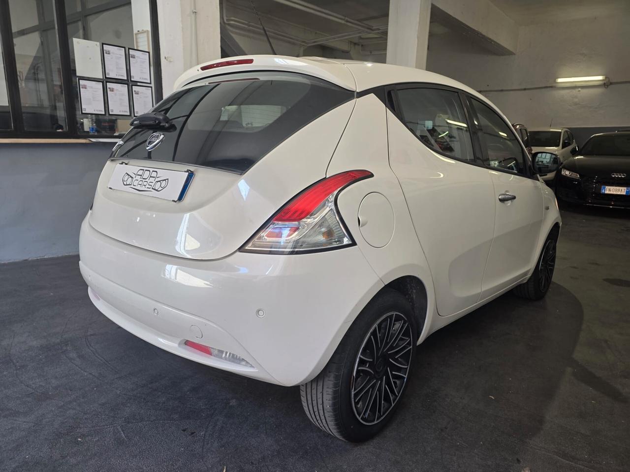 Lancia Ypsilon 1.2 69 CV unico proprietario