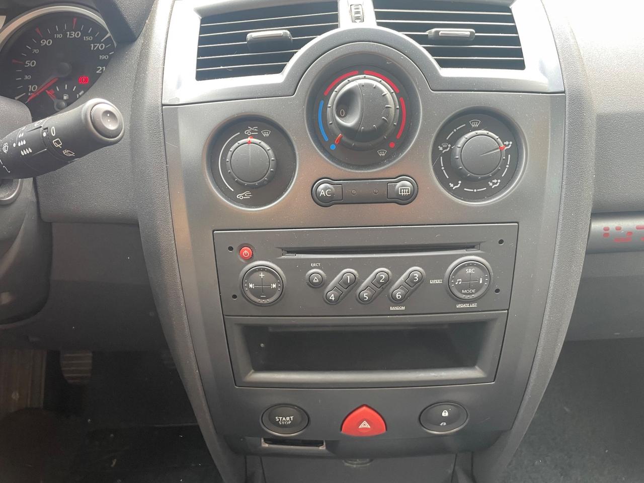 Renault Mégane 1.6 16V 5p/1PROP/GARANZIA 12 MESI