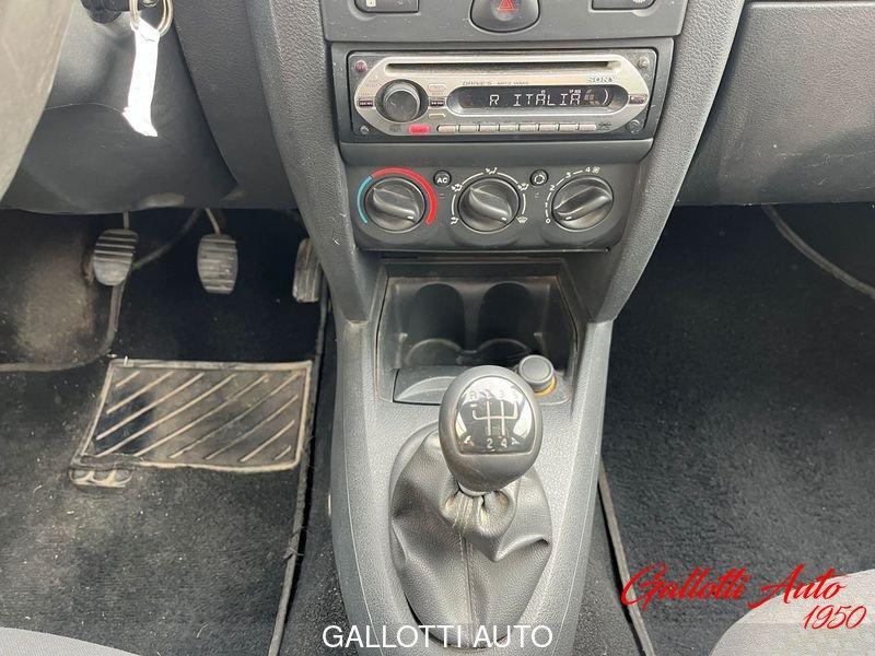 Renault Clio 1.2 Confort Gpl 60cv 5p