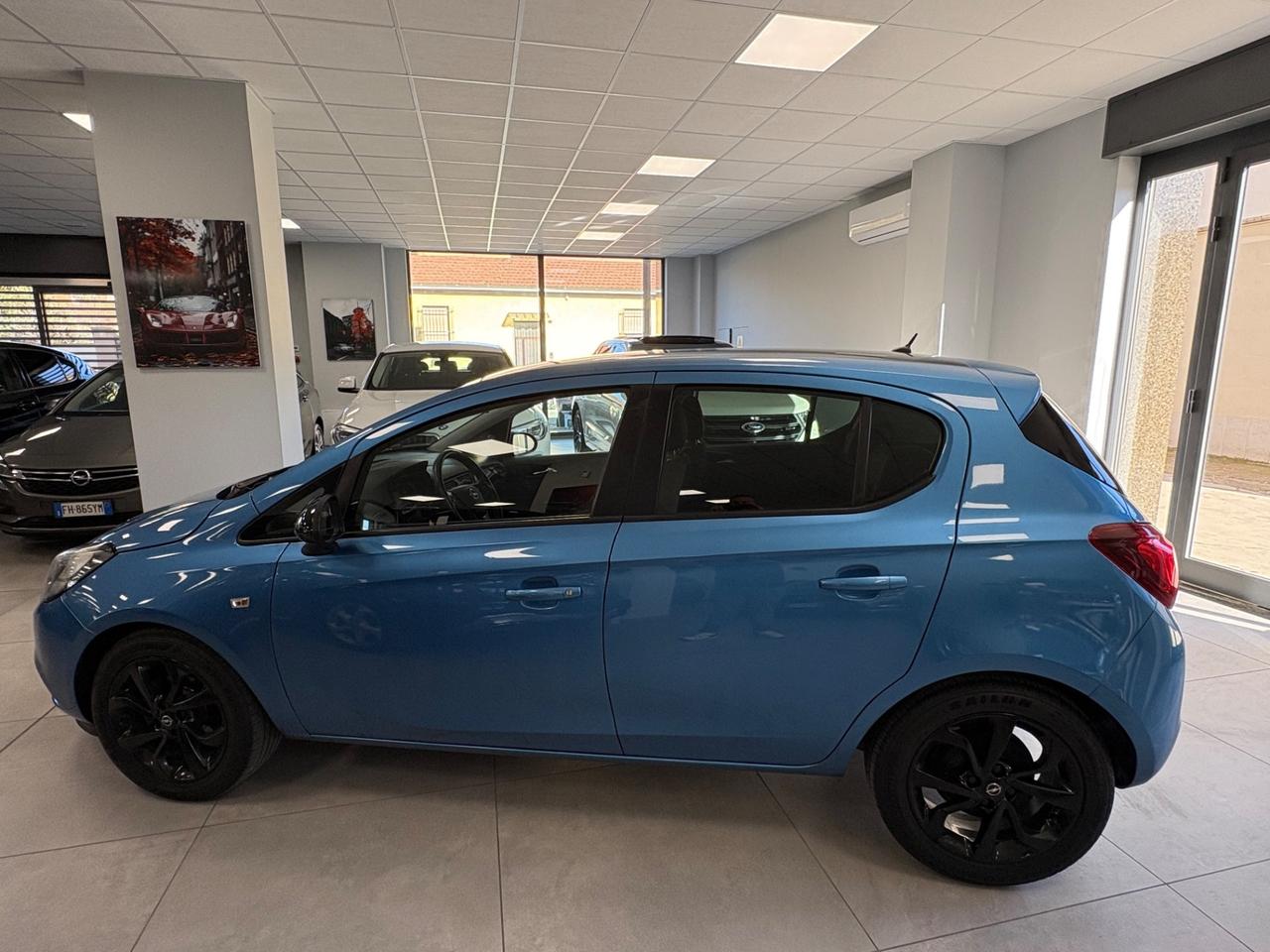 Opel Corsa b-Color 1.2 ben 69cv 2018 neopatentati
