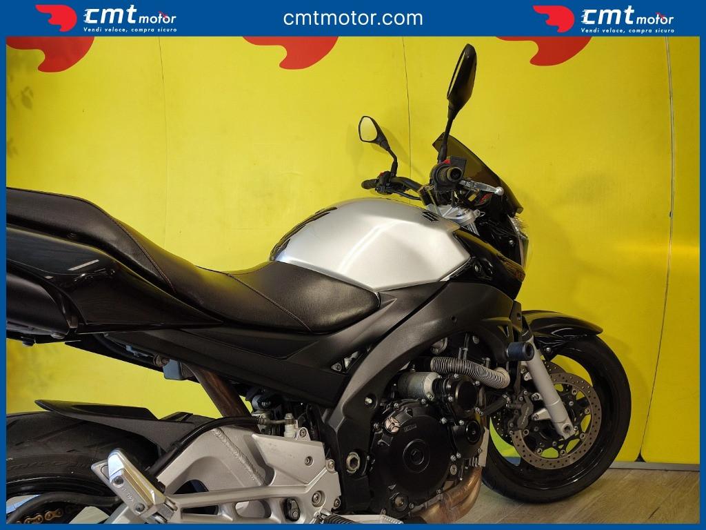 Suzuki GSR 600 - 2008
