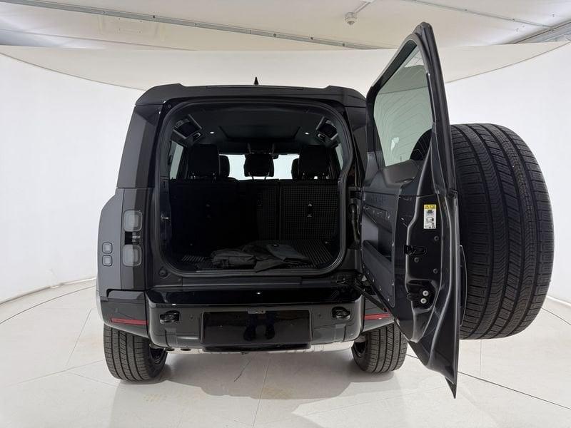 Land Rover Defender D250 AWD Auto 110 X-Dynamic SE