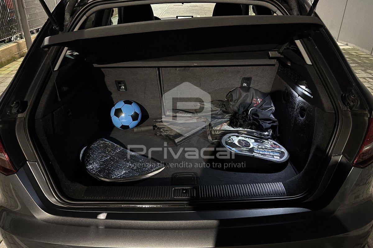 AUDI A3 SPB 1.4 TFSI S tronic g-tron Business