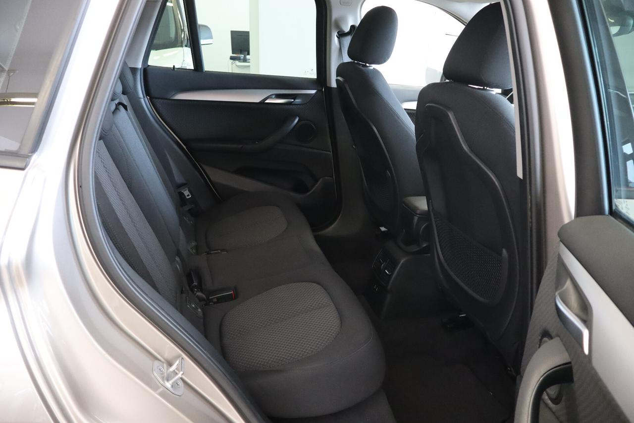 BMW X1 SDRIVE 18d sDrive18D BUSINESS ADVANTAGE STEPTRONIC