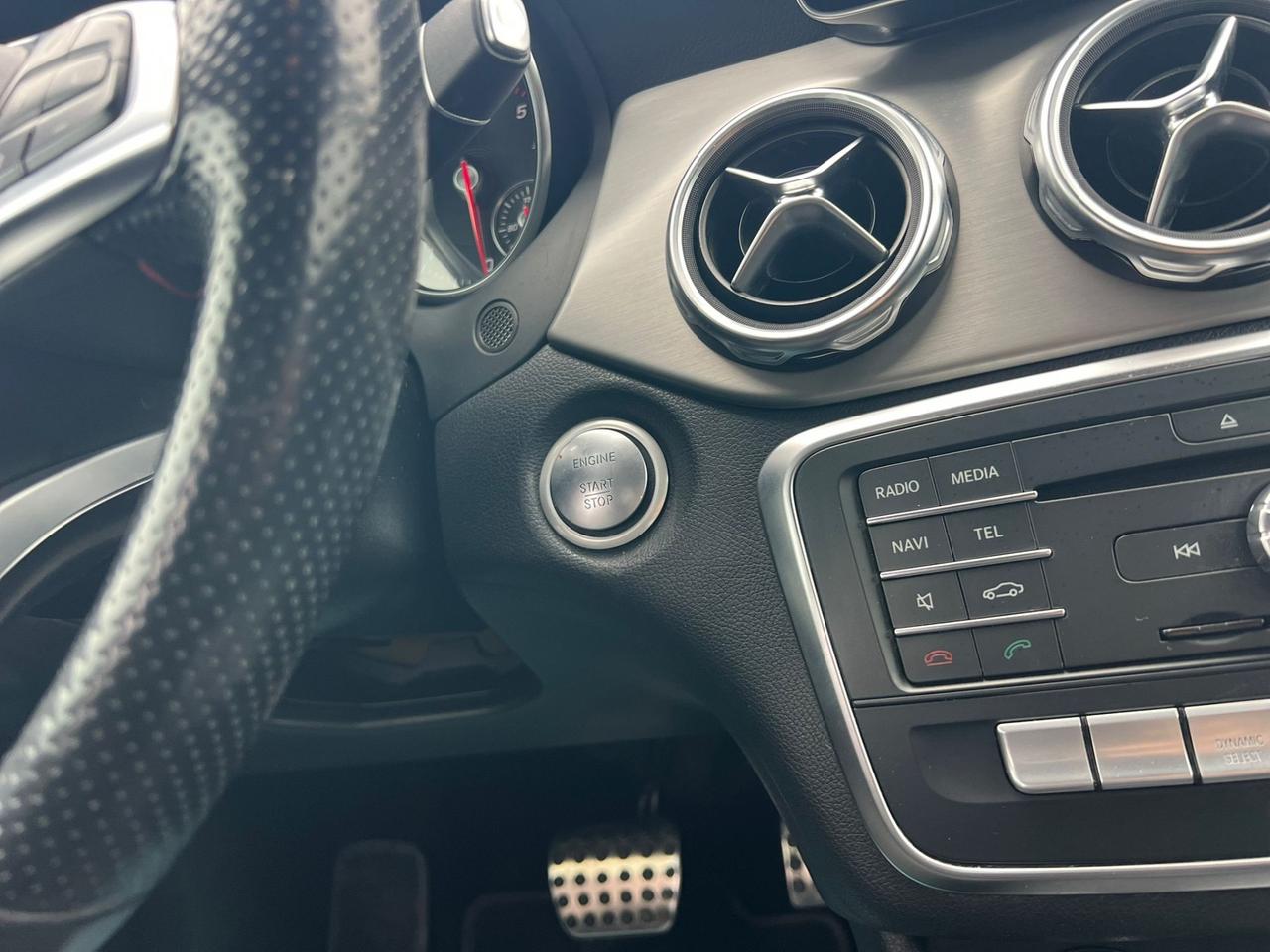 Mercedes-benz GLA 200 d Automatic Premium