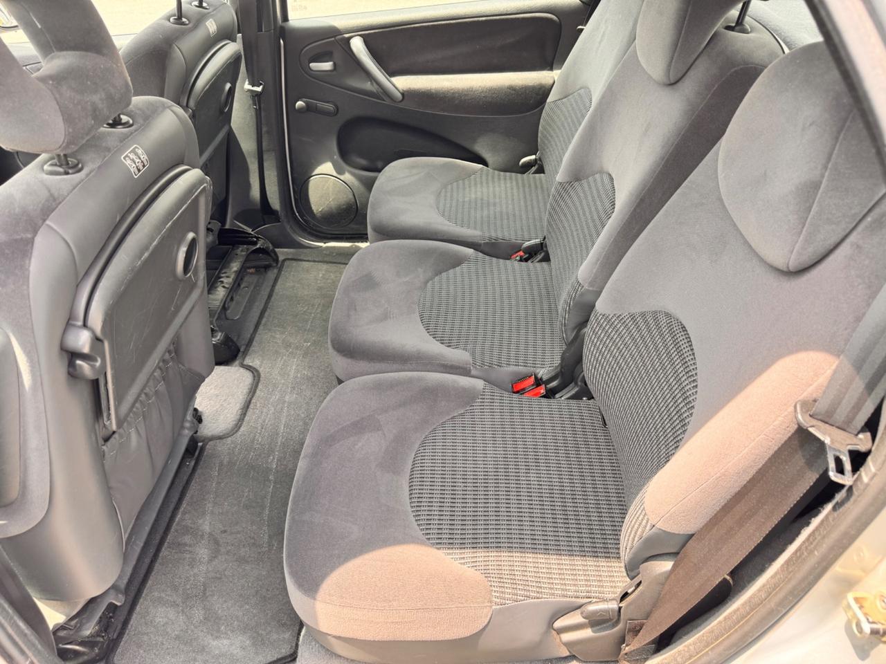 Citroen Xsara Picasso 1.6 16V Elegance 109cv 5p