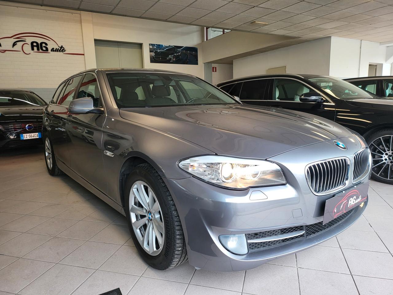 Bmw 520 520d Touring Business aut. BOOK SERVICE BMW