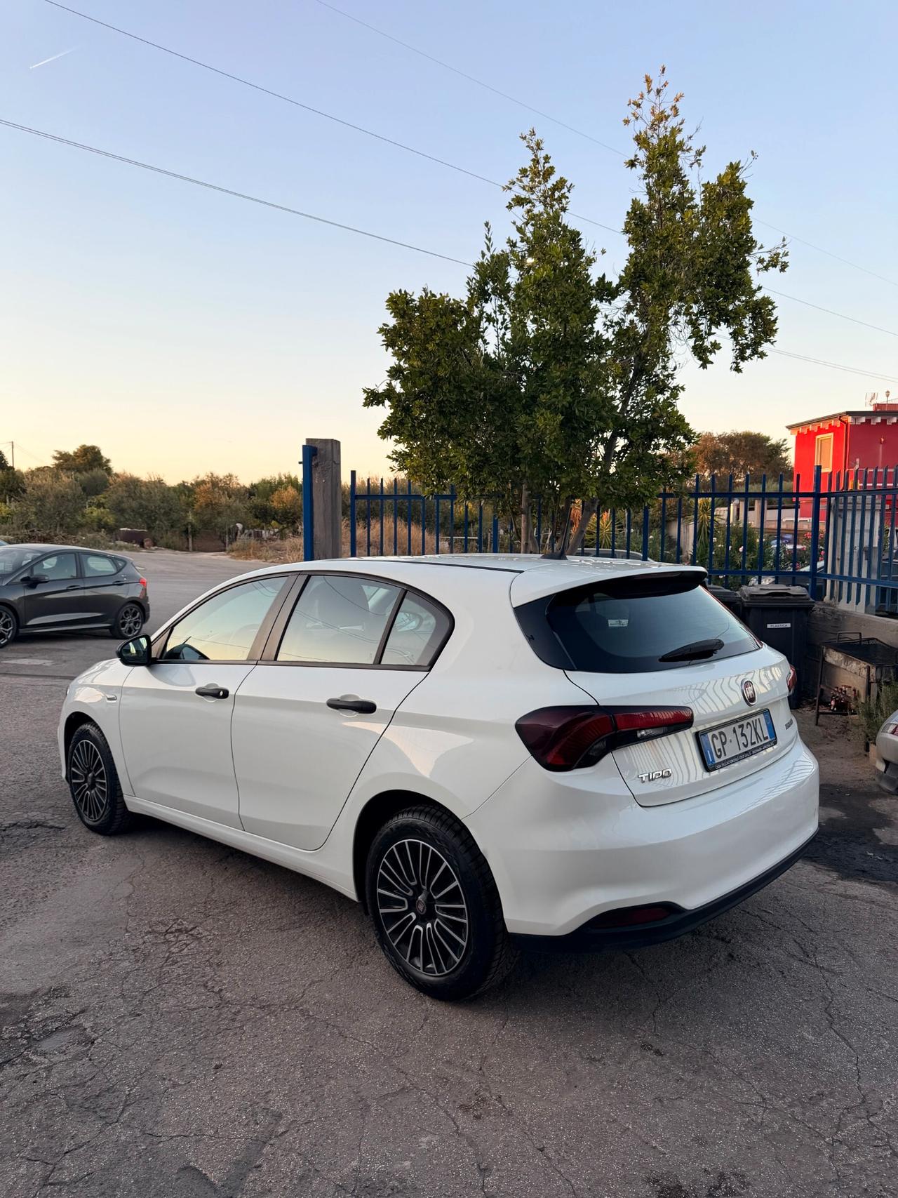 FIAT TIPO 1.5 HYBRID DCT 62.000 KM