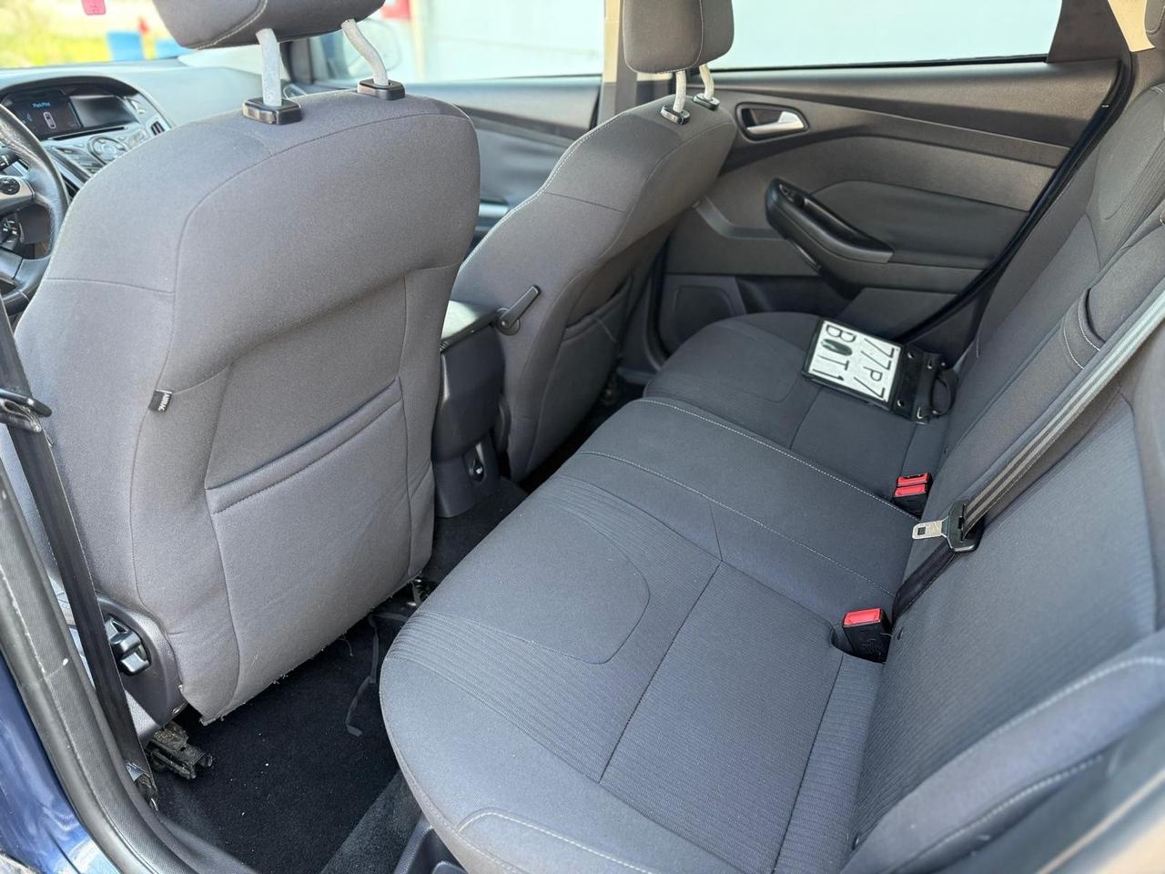 FORD FOCUS 1.6 DIESEL 2012 12 MESI DI GARANZIA